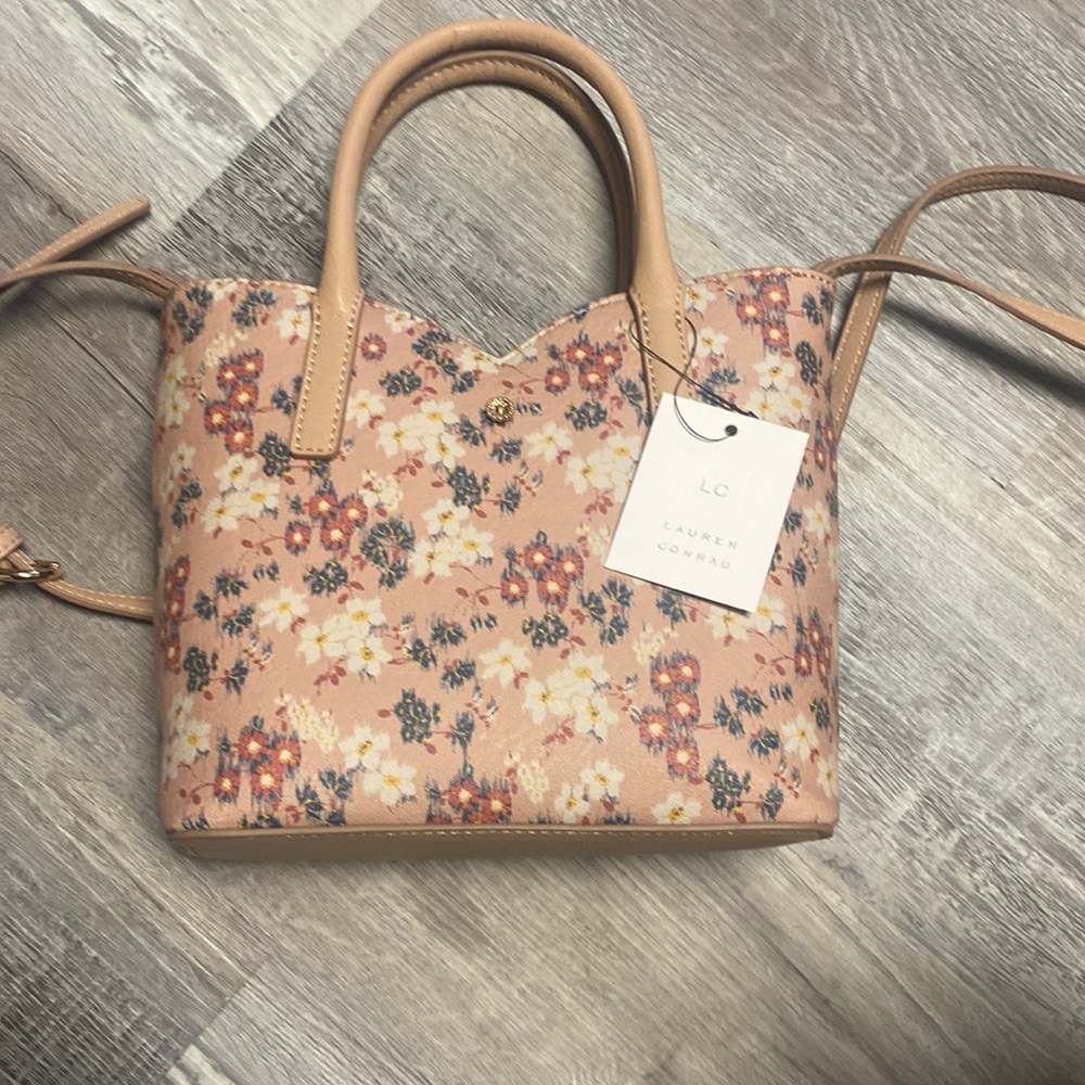 NWT Lauren Conrad purse